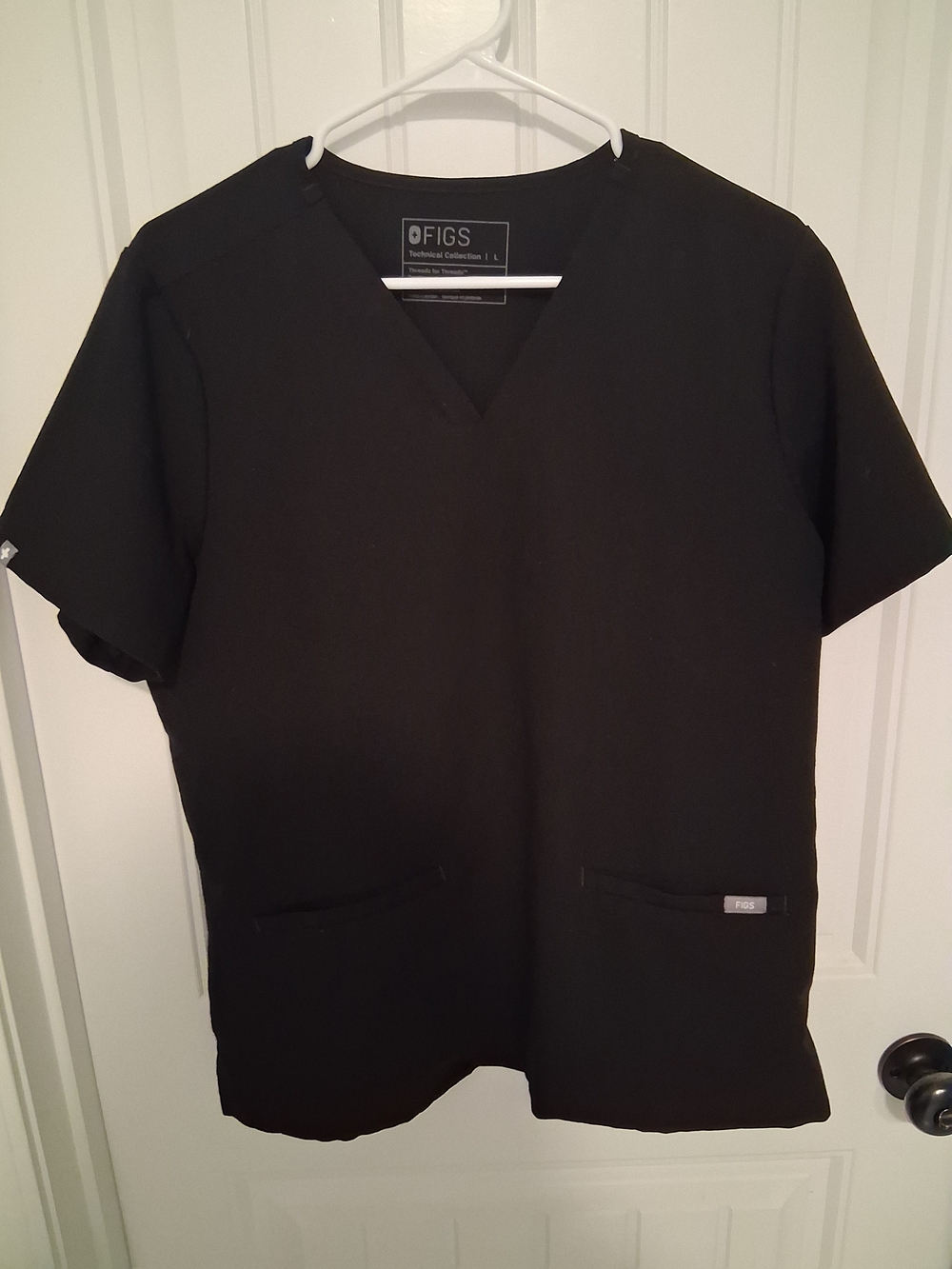 FIGS Black V-Neck Scrub Top